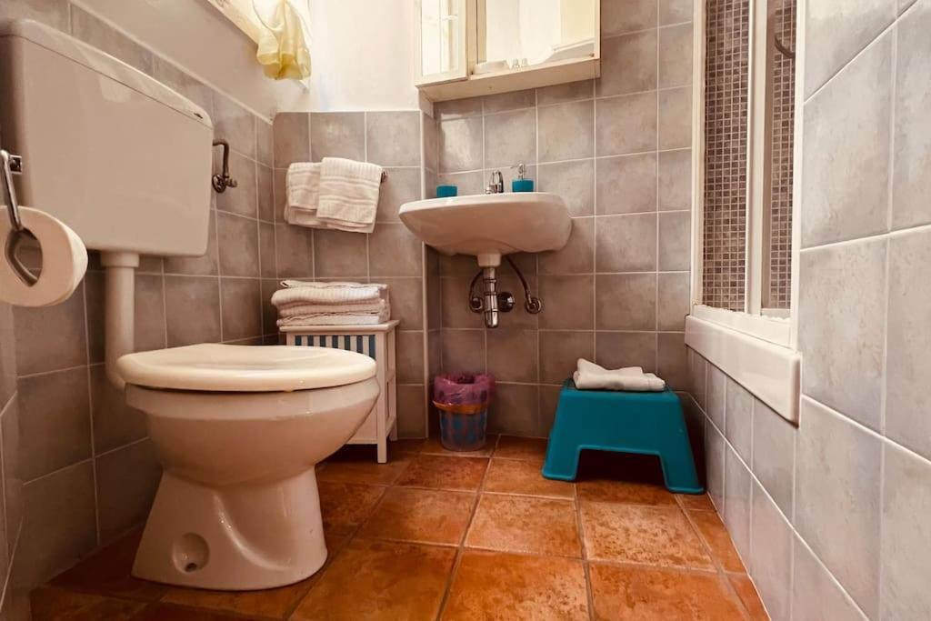 Mini Accommodation In Sanremo Liguria Buitenkant foto